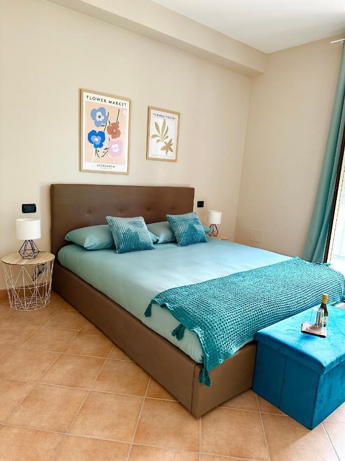 דירות מונטפיאסקונה La Casa Di Maurizio מראה חיצוני תמונה