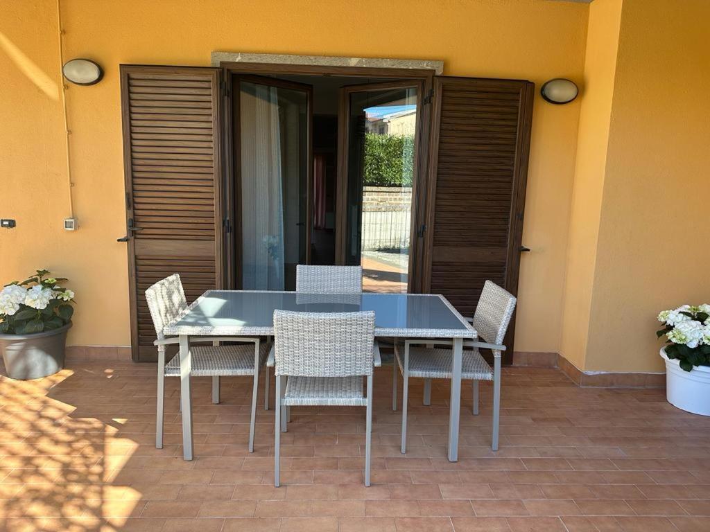 דירות מונטפיאסקונה La Casa Di Maurizio מראה חיצוני תמונה
